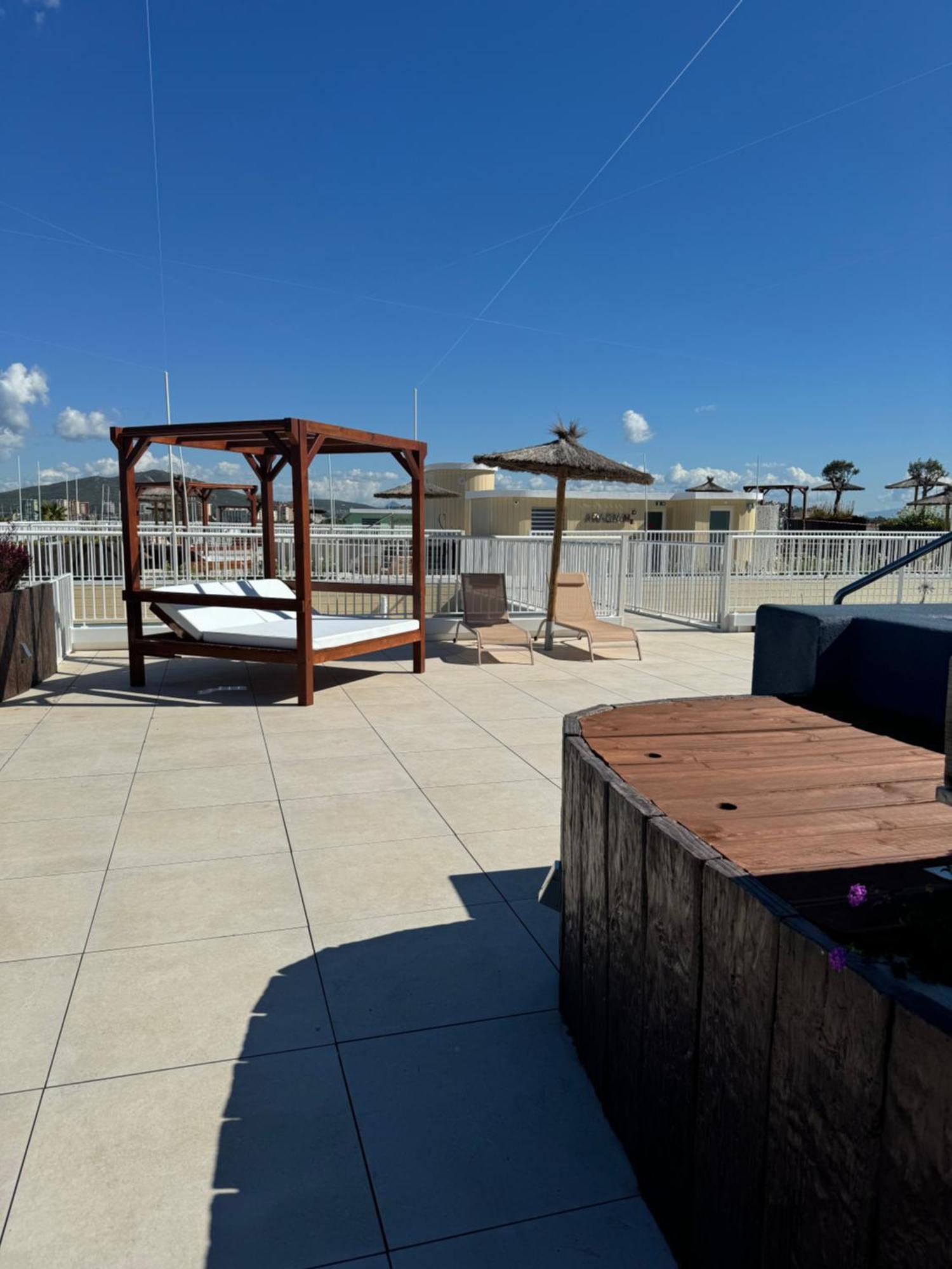 Marina Club Luxury Private Studio With Pool And Incredible Views Гібралтар Екстер'єр фото